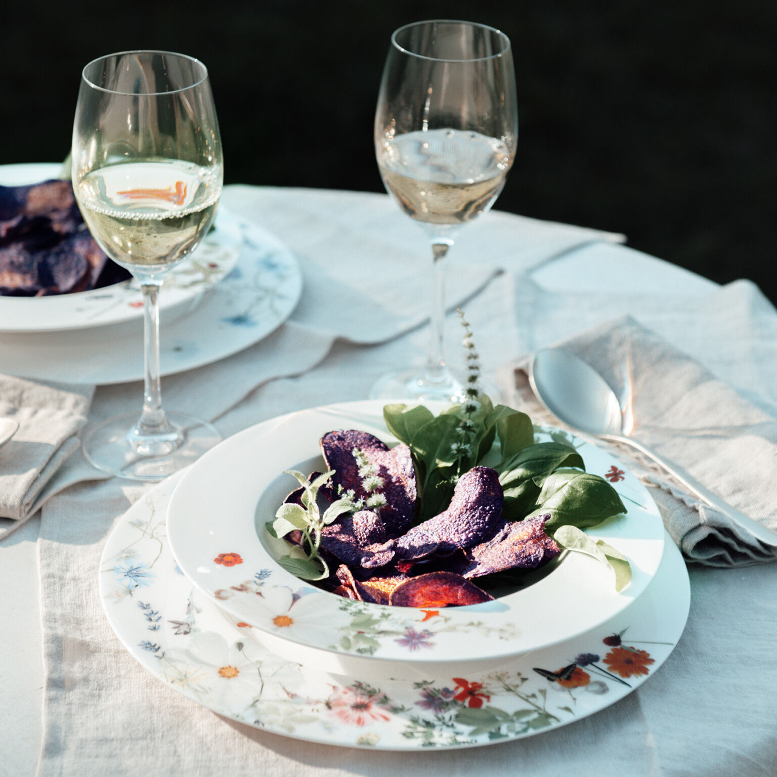 Easter dinnerware cheap